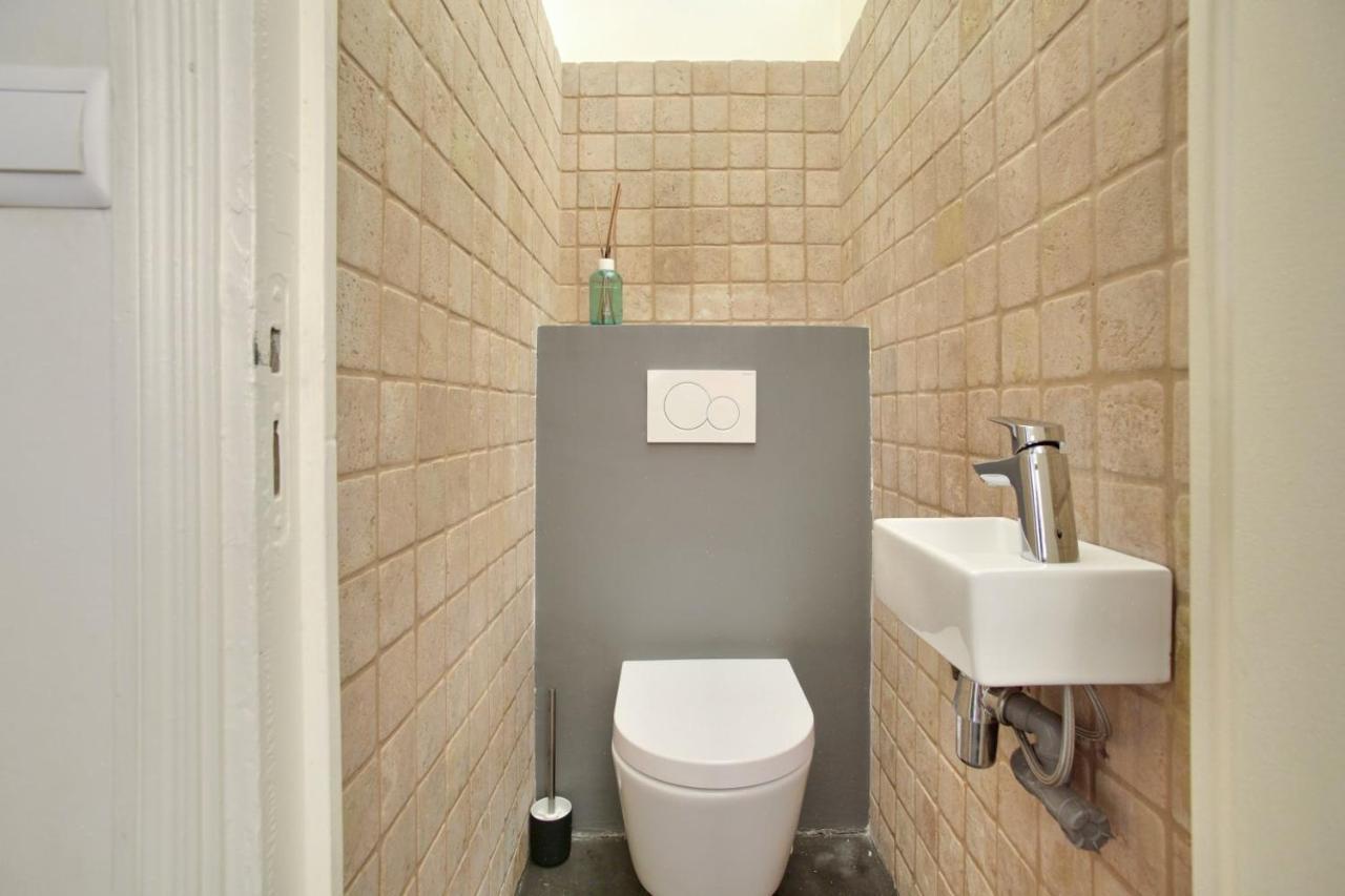 Luxurious 2 Bedrooms Le Marais Nazareth Free Netflix Parijs Buitenkant foto